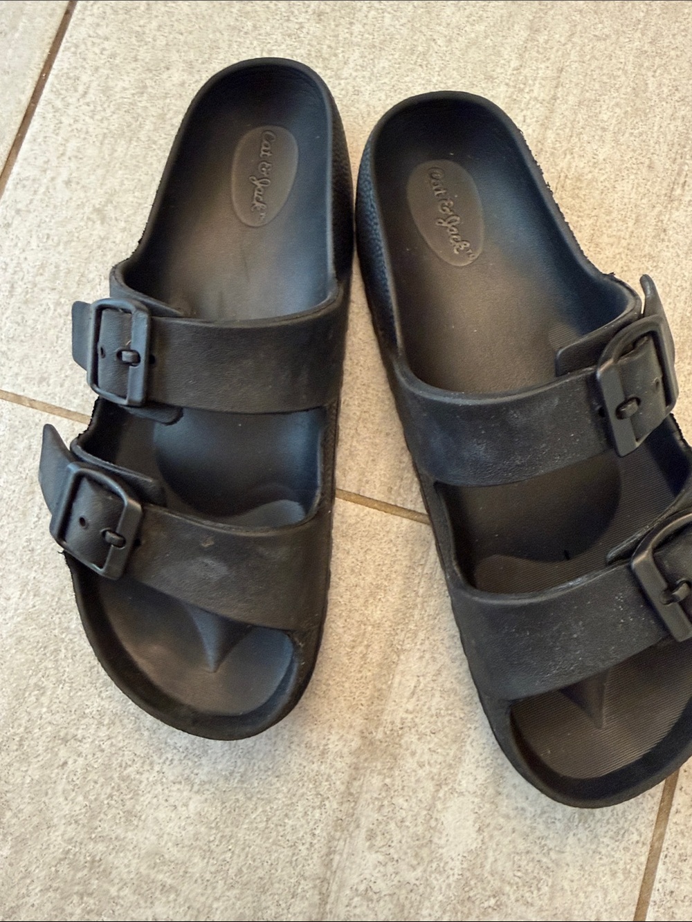 AMAZING LIMITED EDITION CAT AND JACK KID’S EVA SANDALS SIZE 2